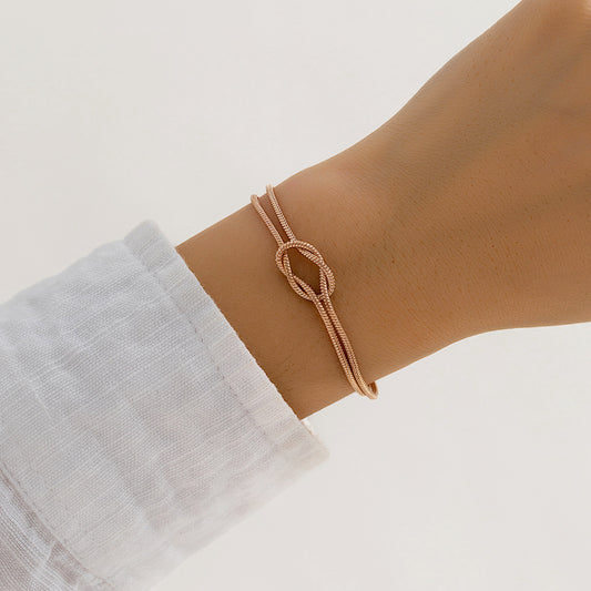 Cold Edge Bracelet | Snake Knot Statement