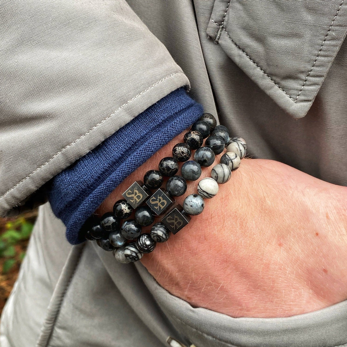 Black Silk Stones (8mm)