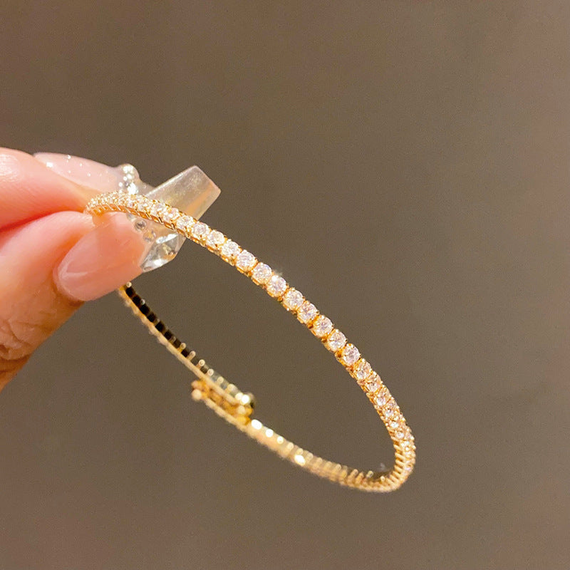 Luxe Circle Bracelet | Diamond-Cut Gold Tone